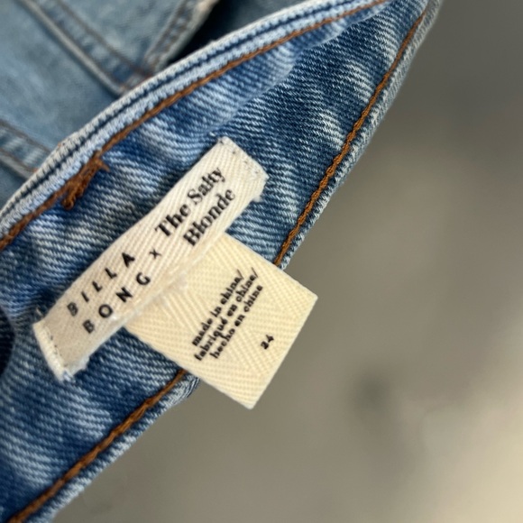 Billabong Salty Blonde Chill Out Jeans, size 24 - Picture 6 of 8